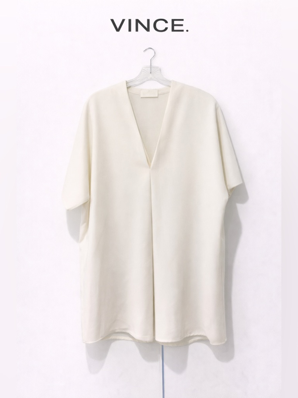 Vince Ivory Silk Blend Blouse M V-Neck Minimalist Short Sleeve Top